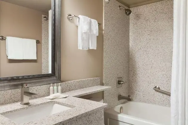 Travelodge by Wyndham Prince George Goldcap