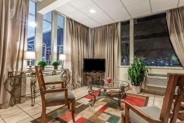 Travelodge by Wyndham San Francisco Airport North - Lobi