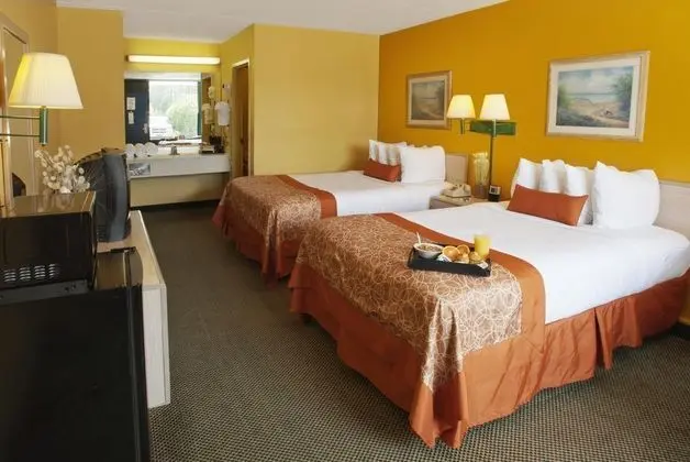 Travelodge by Wyndham Savannah Area/Richmond Hill
