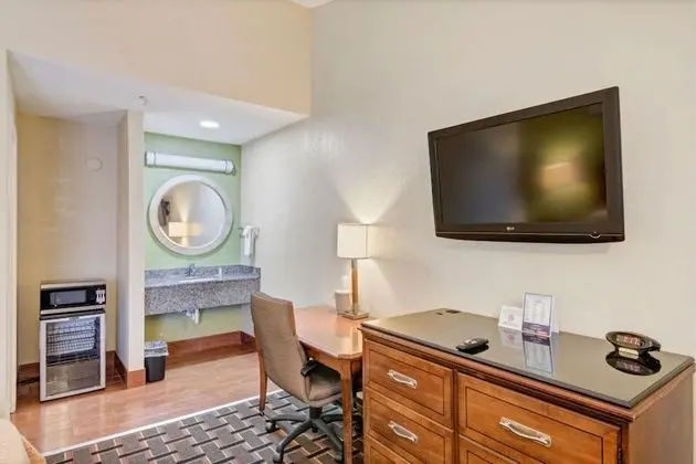 Travelodge by Wyndham Savannah Midtown - Oda