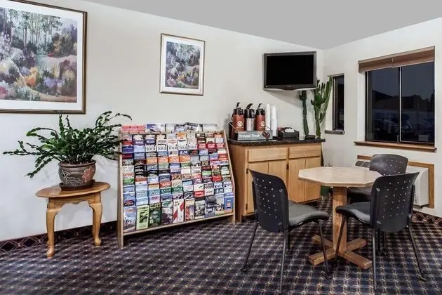 Travelodge by Wyndham Seattle North/Edmonds