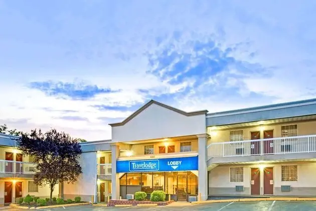 Travelodge by Wyndham Silver Spring - Dış Mekan