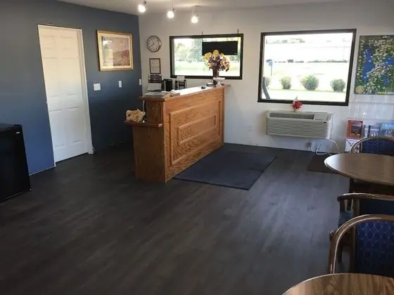 Travelodge by Wyndham Spirit Lake/Okoboji - Lobi