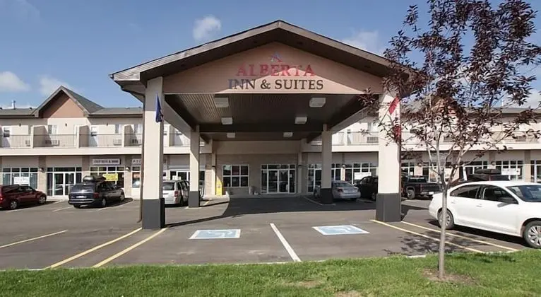 Travelodge by Wyndham Wetaskiwin - Dış Mekan
