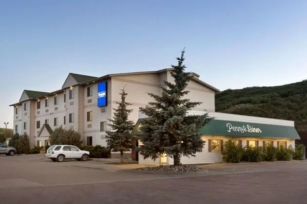 Travelodge by Wyndham Yampa - 1