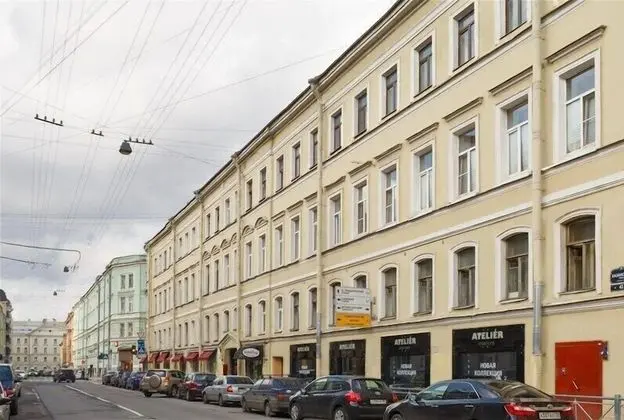 Travelto Kazanskiy 43