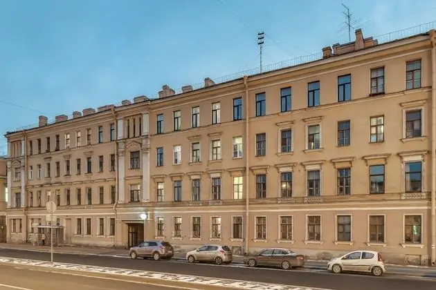 Travelto Narvskaya