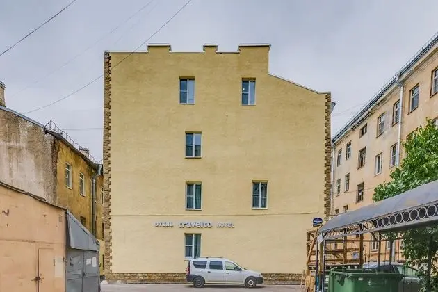 Travelto Telezhnaya