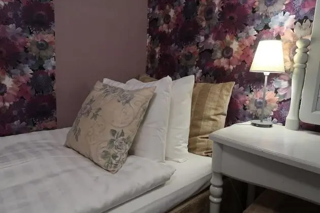 Tre Sma Rum - Lovely Twin Room in City Center