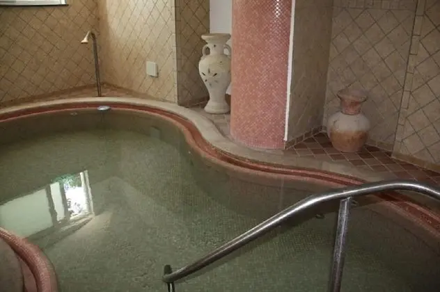 Hotel Villa Tre Sorelle - Havuz