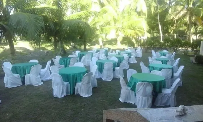 Treasure Bay Dive Resort