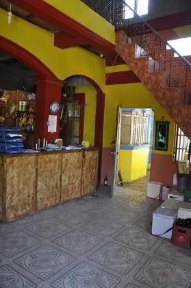 Treasure Isle Guesthouse - Hostel - Lobi