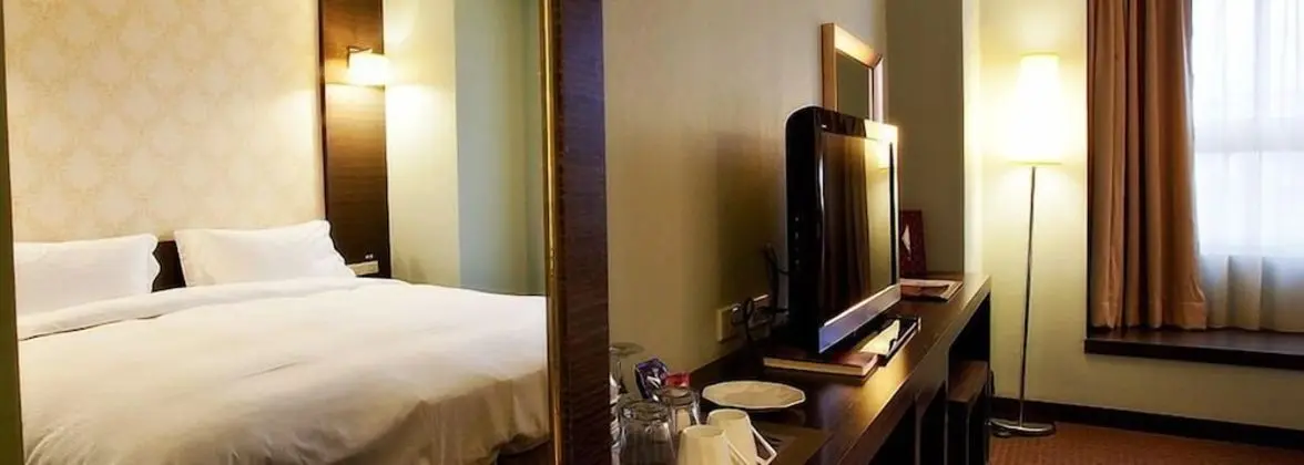 The Treasure Land Resort Hotel - Oda