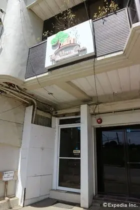 Tree House Inn - Dış Mekan