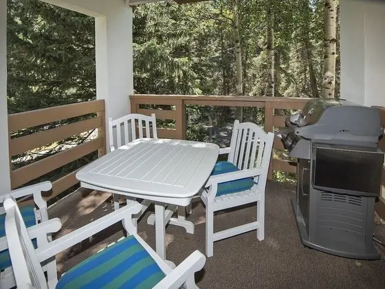Tree Top Condo