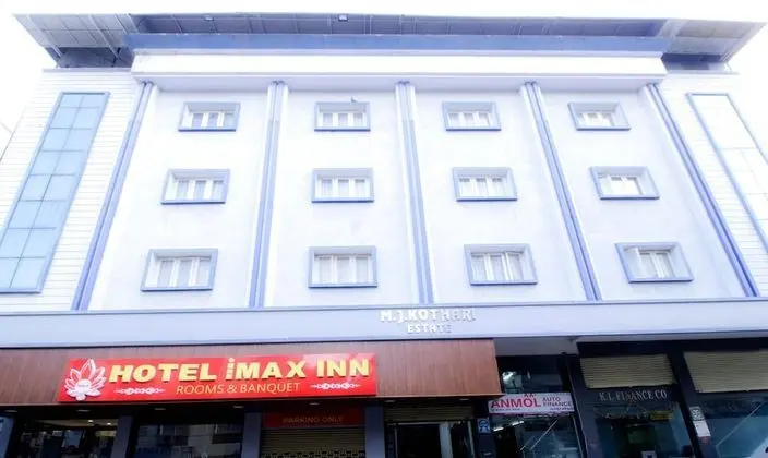 Treebo I Max Inn