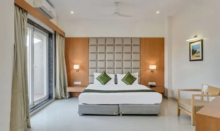 Treebo Rathi Residency