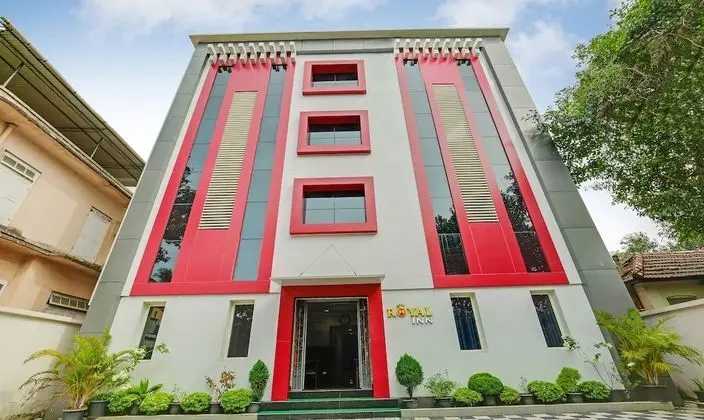 Treebo Royal Inn Trivandrum - Dış Mekan