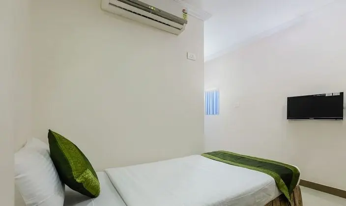 Treebo Royal Inn Trivandrum - Oda