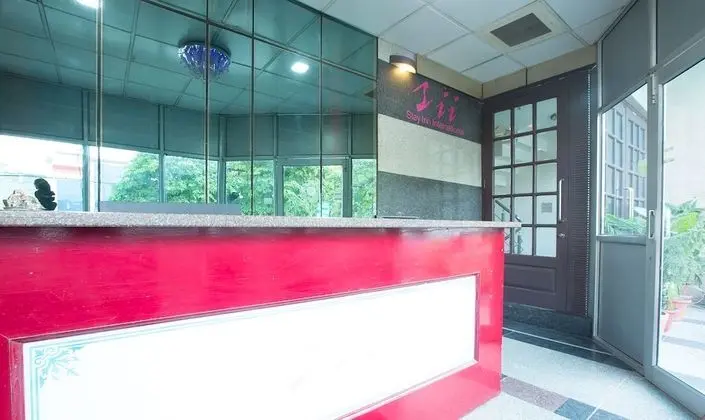 Treebo Stay Inn International - Lobi
