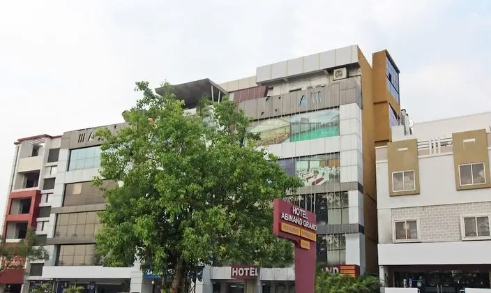 Treebo Trend Abinand Grand Bhel - Dış Mekan