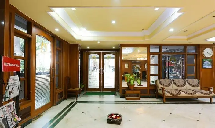 Treebo Trend Adarsh Inn Gandhi Nagar - Lobi