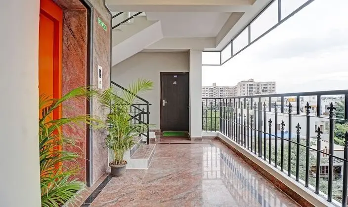 Treebo Trend Apple Villa Jakkur - Lobi