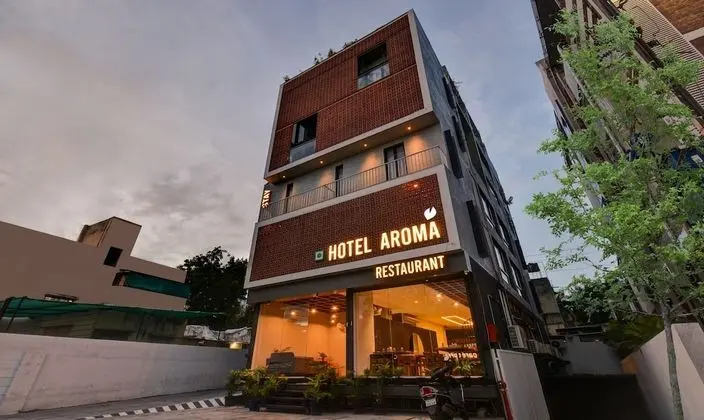 Treebo Trend Aroma Executive