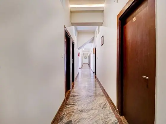 Treebo Trend Benaka Residency - Lobi