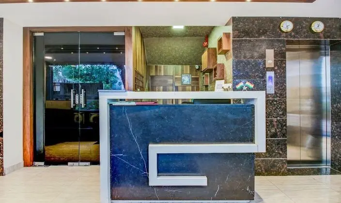 Treebo Trend Blue Bells Residency - Lobi