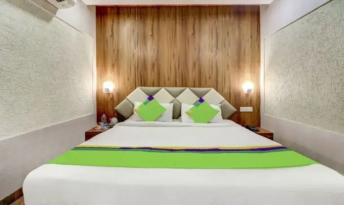 Treebo Trend Crescent Residency - Oda
