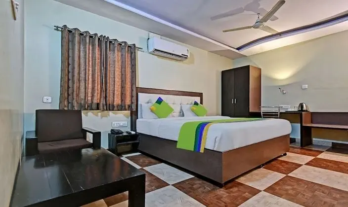 Treebo Trend Dream Palace
