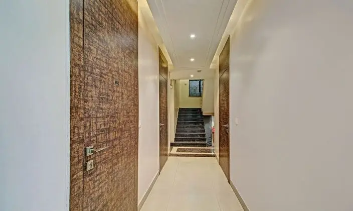 Treebo Trend Glassotel - Lobi