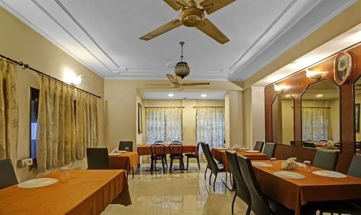 Treebo Trend Mira Inn - Yerinde Yemek