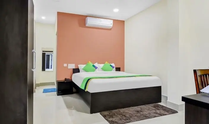 Treebo Trend Hotel Mobi