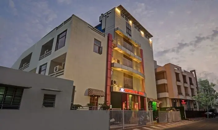 Treebo Trend Hotel New Rockwell