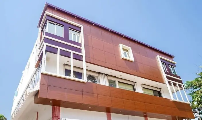 Treebo Trend Oasis - Dış Mekan