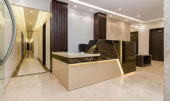 Treebo Trend Oyster Suite - Lobi