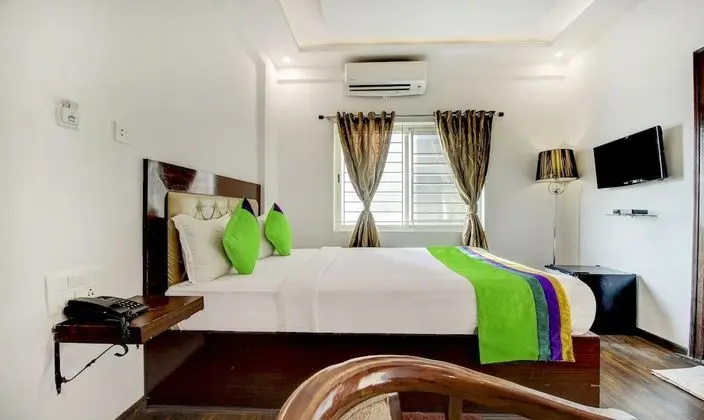 Treebo Trend The Sai Leela Suites