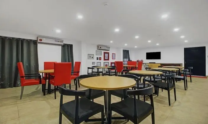 Treebo Trend Shubham SR Nagar - Yerinde Yemek