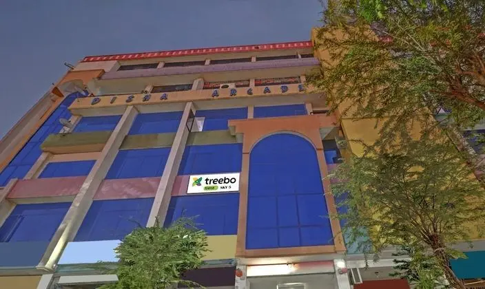 Treebo Trend Sky 5