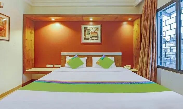 Treebo Trend Suraksha Inn - Oda