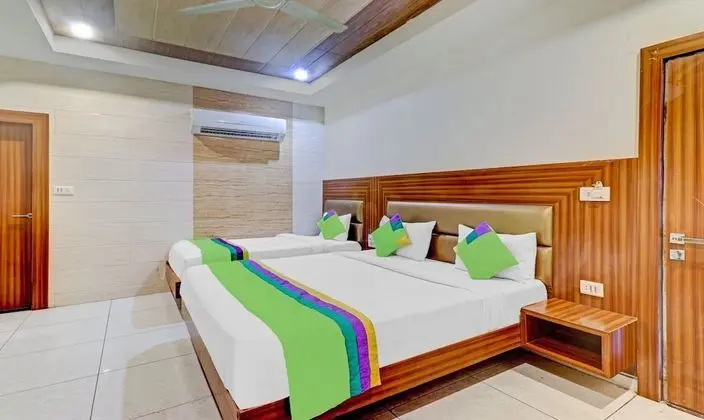 Treebo Trend Taj Dream
