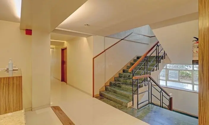 Treebo Trend Vikrant Residency - İç Mekan