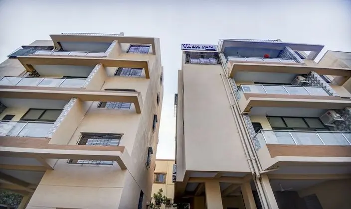 Treebo Trend Yash Inn Kharadi