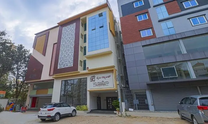 Treebo Trend Yc Grand Boutique - Dış Mekan