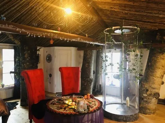Treehouse Magpies Nest With Bubble Pool - Mutfak