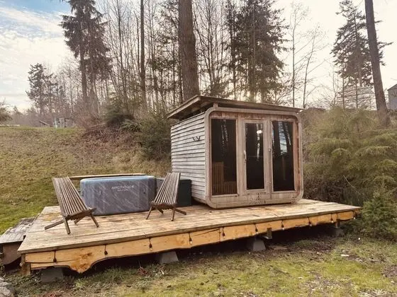 Treehouse over the water - Eagle's Nest - Dış Mekan
