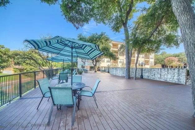 Treetop Villa IC 215