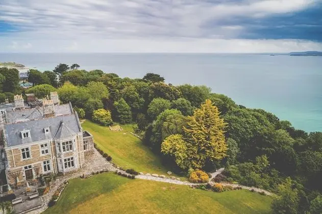 Treloyhan Manor